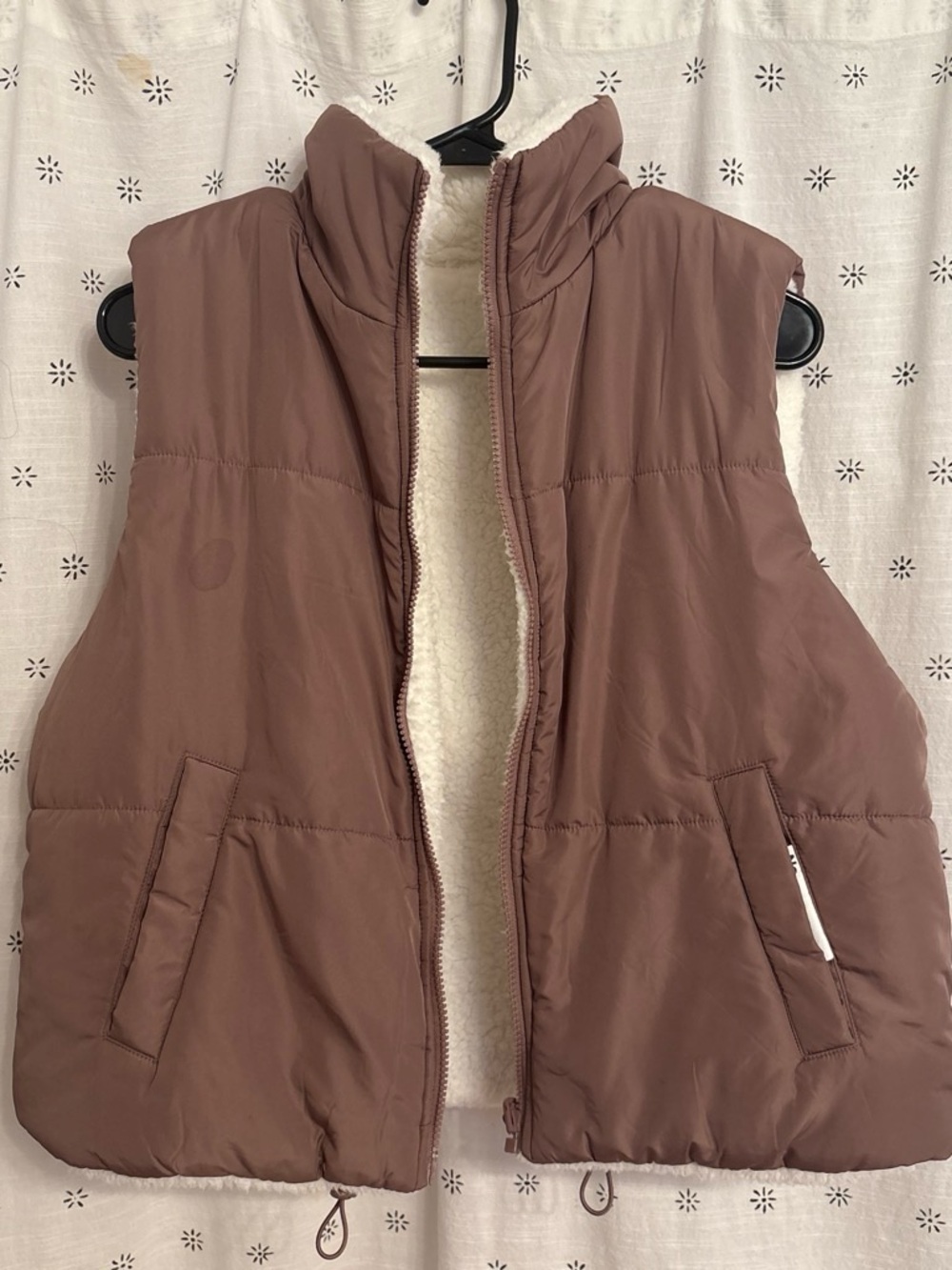 No Boundaries Mauve Brown Reversible Sherpa Vest